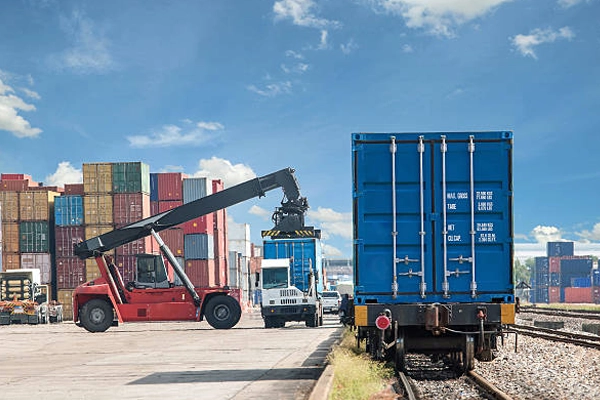 Cargo Handling & Logistics